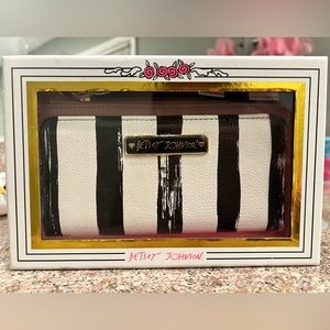 Betsy Johnson Wristlet Wallet